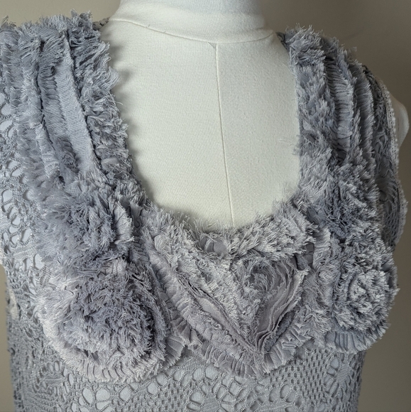 Romantic Gray Lace Tunic Dress – Boho Chic Layered Roses 🌙🌸 Size L - Picture 4 of 7